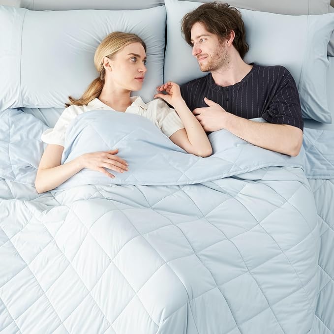 Cozy Bliss Cooling Blanket for Hot Sleepers, Q-Max 0.4 Cooling Comfort Queen Size, Cold Blankets for Night Sweats Sleeping, Ultra-Cool Lightweight Breathable Summer Blanket for Bed